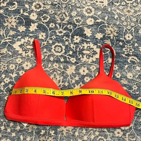 Lululemon Waterside Swim Top D Red Built In Cups Travel Beach Boat Vacation NWT - Picture 12 of 14